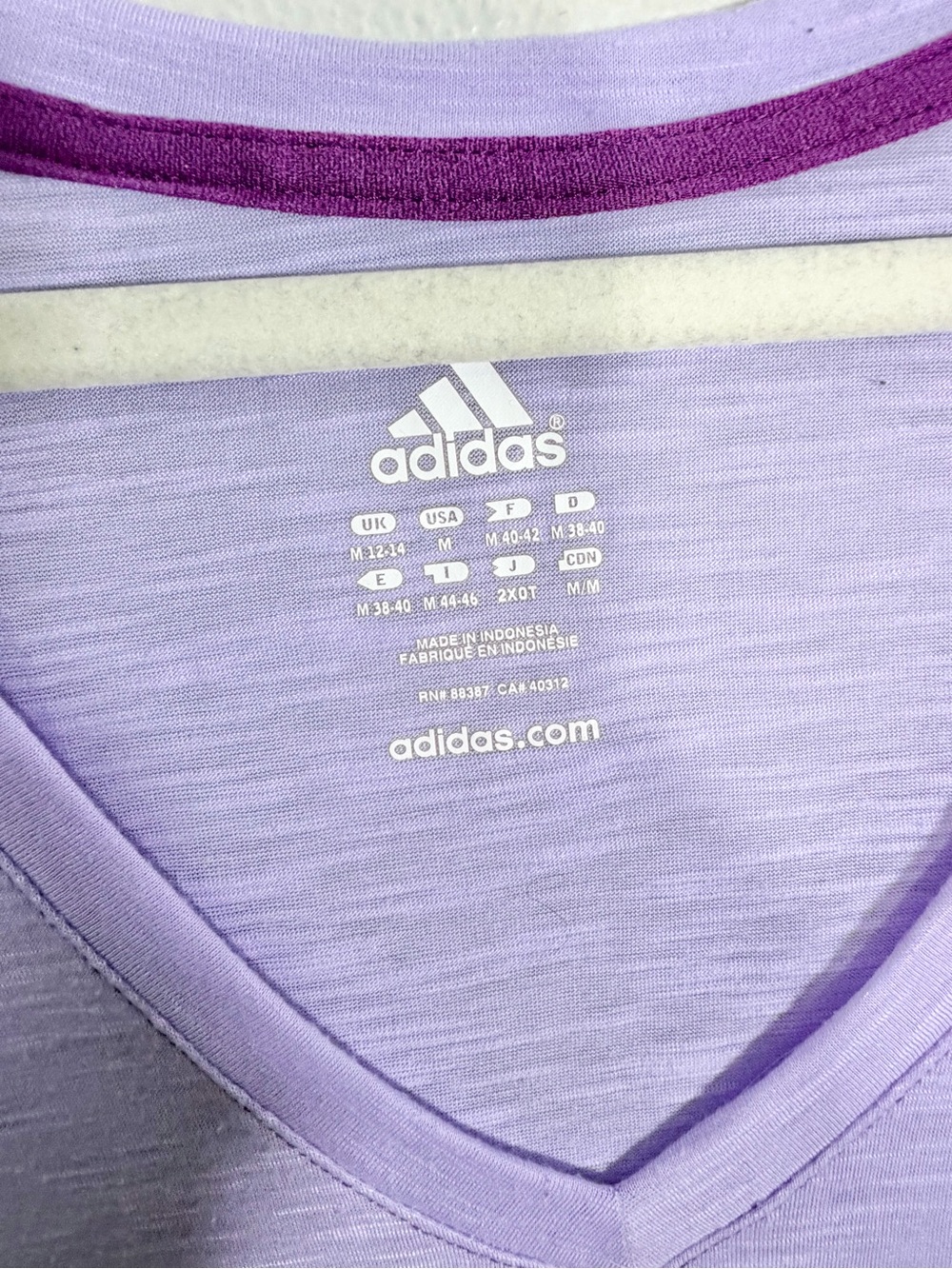 adidas Shirt Short Sleeve Sheer Athletic Top Lavender Purple V-Neck Tee Women M - Picture 4 of 7